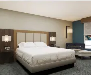 Holiday Inn Express Redding North – Shasta Lake - Pet friendly