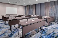 Fairfield Inn & Suites Roanoke Salem Hotel di Catawba