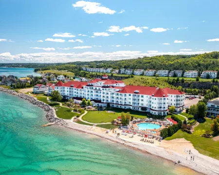 Inn at Bay Harbor Hotels in Petoskey