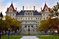 코트야드 바이 메리어트 올버니 트로이 / 워터프런트