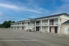 Days Inn by Wyndham Troy IL