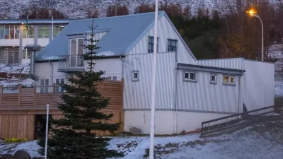 Harbour Inn - Guesthouse Hotels in 