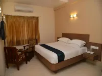 Sri Balaji Hotels - Parkplatz
