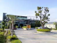 The River Palm Resort