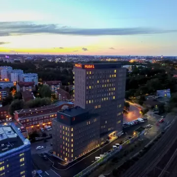 ApartDirect Älvsjö Hotels near Vinterviken garden
