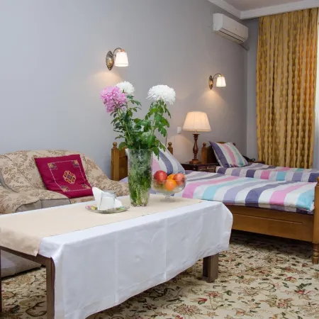 Jipek Joli Inn