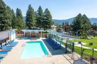 Blue Elk Inn