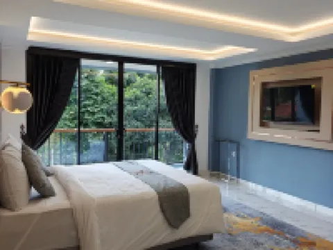 Moya Villa Hotels in Cijeruk