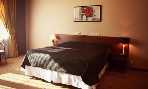 Meridian Hotel