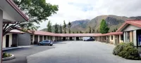 Sierra Motel and Apartments Hotels in Omarama