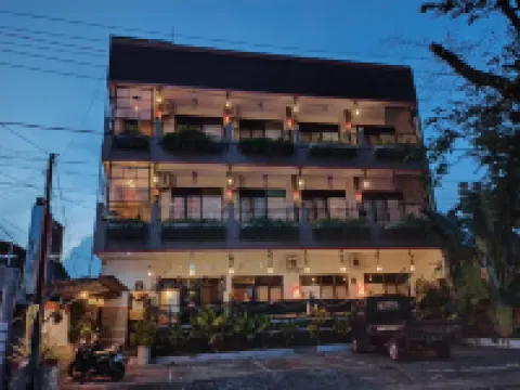 Myplace Sario Manado 酒店