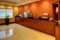 Wingate by Wyndham Fletcher at Asheville Airport - breakfast