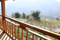 Muong Hoa Hmong Homestay Hotel a Sử Pán