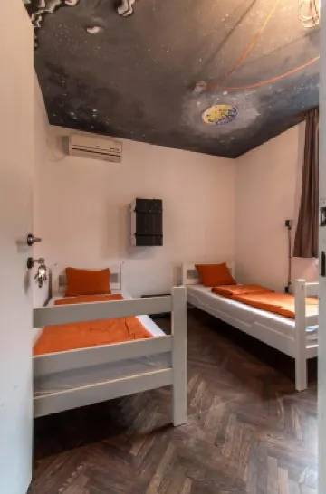 Hostel Fair and Square Hotels near Zvezdara