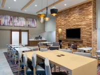 La Quinta Inn & Suites by Wyndham Perry Hotels in Perry