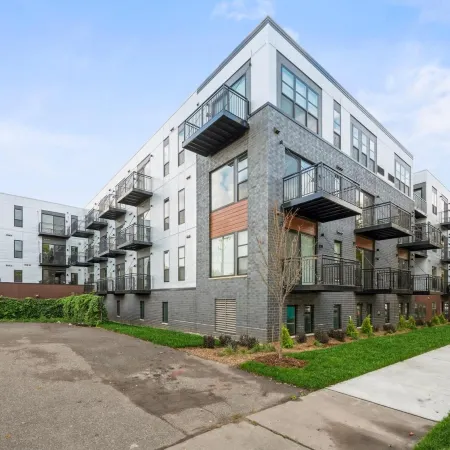 Kasa Bryn Mawr Minneapolis