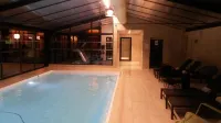 Oceania le Jura Dijon - piscina