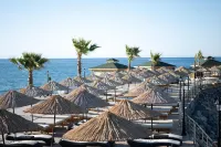 Riverside Garden Resort - Beach