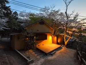 Villa Hamorebi