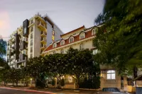 Central Mansions Serviced Apartments - Condos