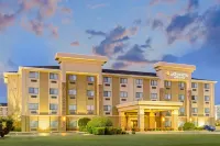 La Quinta Inn & Suites by Wyndham Midwest City - Tinker AFB - 2-Star