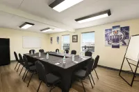 트래블로지 바이 윈덤 에드먼턴 웨스트