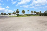 Super 8 by Wyndham Madison Hotels in Madison County