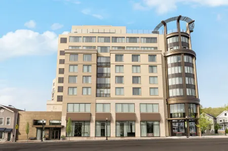 The MC Hotel, Autograph Collection Отели рядом с достопримечательностью «Crown Plaza»