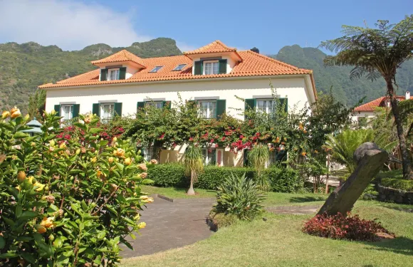 索拉德博文圖拉酒店