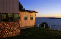 Wheelhouse Apartments - Scenic