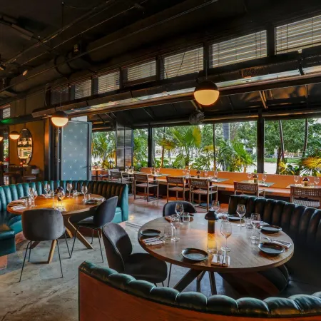 The March Hotel Отели рядом с достопримечательностью «Парк Саус-Пуанте»