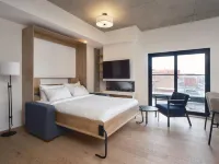 マリーナ地区 - ホテルエクスペリエンス ポワント＝メリー公園周辺のホテル