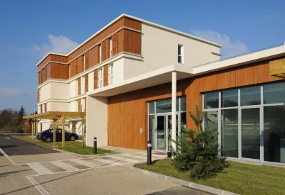 Residhome Paris-Guyancourt Hotels in Yvelines