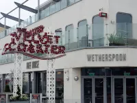 Pleasure Holiday Apartments - Apartments
