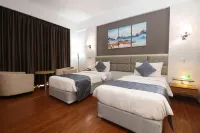 Maha Bodhi Hotel.Resort.Convention Centre Hotels near Khanquah Chishtia Monamia Abulolaiya