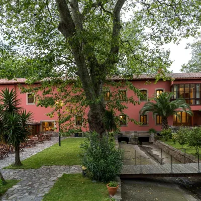 Parador de Gijon Hotels in de buurt van Recinto Ferial Luis Adaro