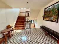 Sawadeelanna Hotel โรงแรมใกล้สถานีขนส่ง