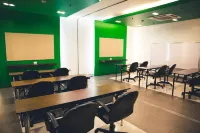 Go Hotels Tacloban - Business