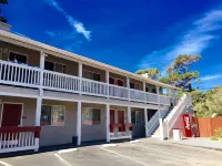 Pelican Inn Monterey Hotels near Monterey Bay Aquarium