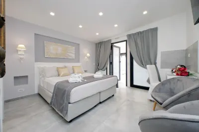 Roman Holiday Suites Các khách sạn gần Nhà thờ Santa Prassede