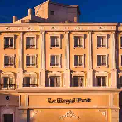 Hotel le Royal Park Hotel Exterior