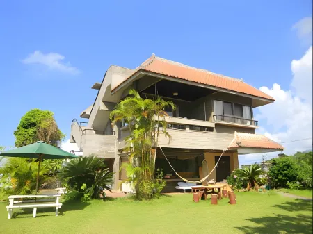 Iriwa -stay&coffee Iriwa- Отели рядом с достопримечательностью «Йонехара- Бич»