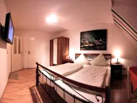 Balthasar Neumann Speiserei & Gästehaus - Zentrum Brühl - Hotels in Brühl
