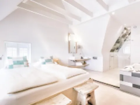 Logement Overzee 內斯酒店