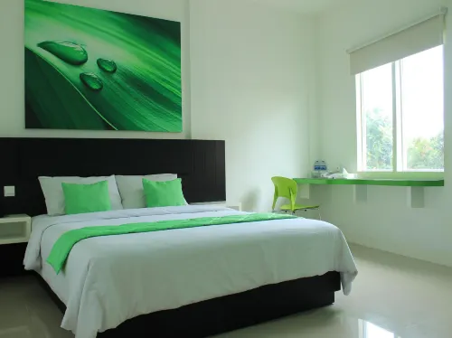 Evan Hotel - Non Smoking Hotels in Jambi