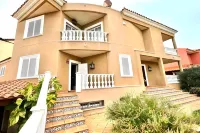 Duque Nest Hostel Hotels in 