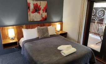 Adamsons Riverside Accommodation