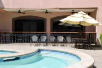 Estancia Inn - piscine