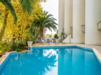 Hôtel le Bayonne Hoteles cerca de Parque Ansot