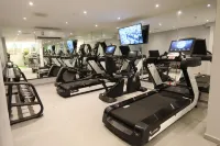 South Hotel Suites - Gym